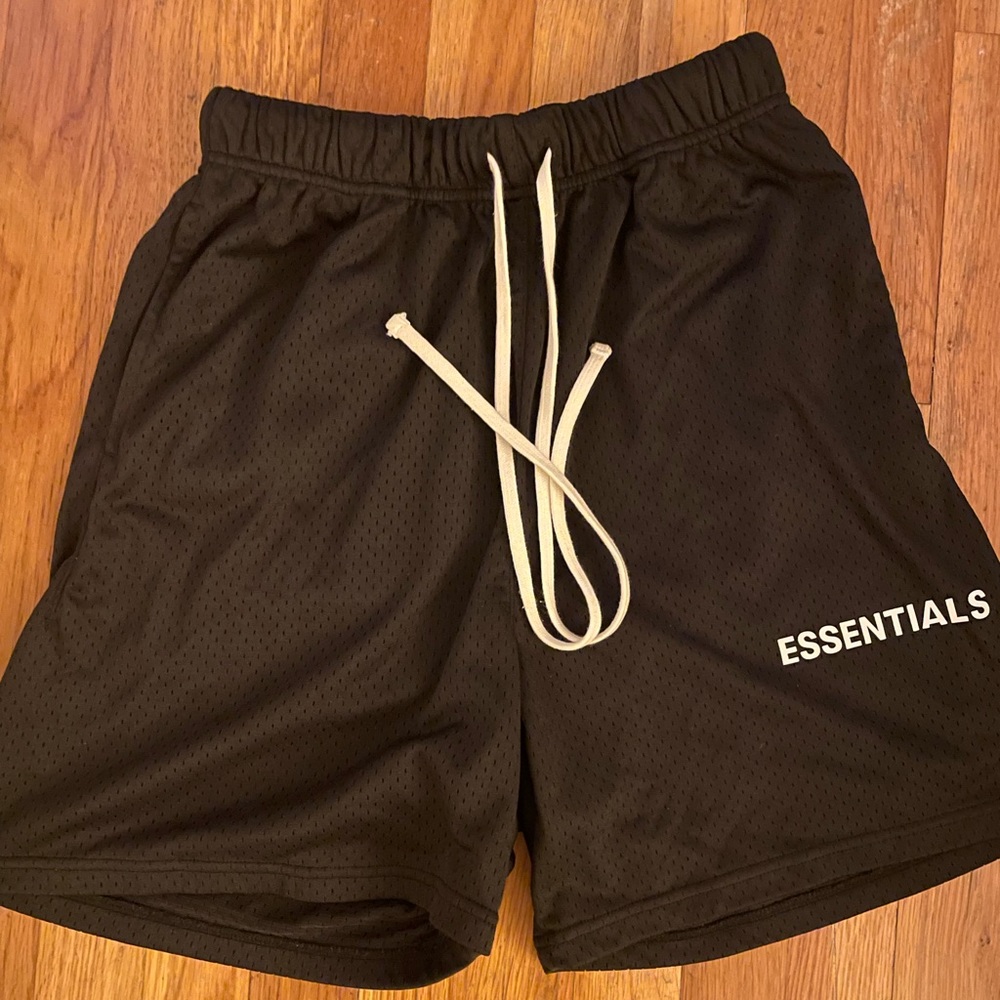 Essential fear of god mesh shorts size medium
